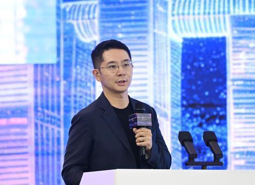 印奇