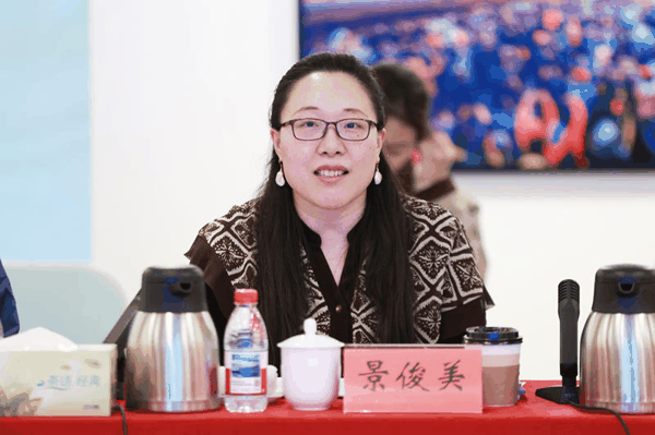 北京市社会科学院文化所副所长、副研究员景俊美。
