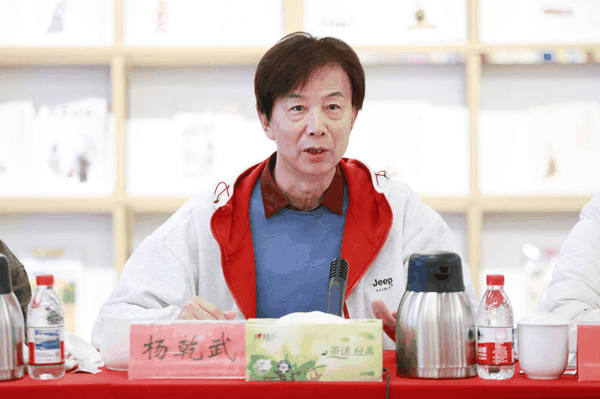 北京戏剧家协会原副主席杨乾武。
