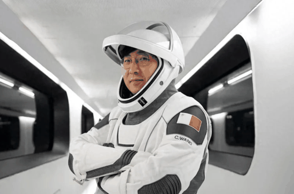 来自天津 华人亿万富翁指挥首次载人火星任务 来自天津 华人亿万富翁指挥首次载人火星任务