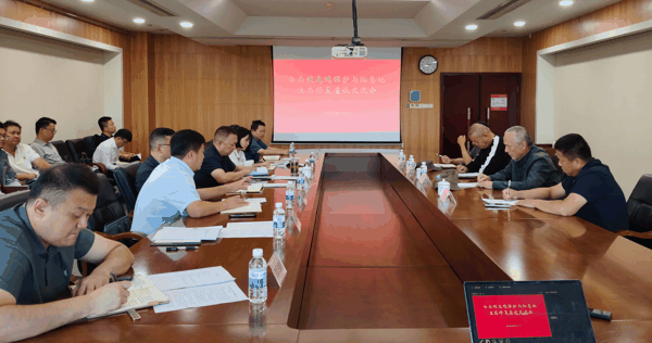 克拉玛依 研讨会 古海湿地 玛依湖 湿地 马鸣摄_20260908 挖掘队.jpg
