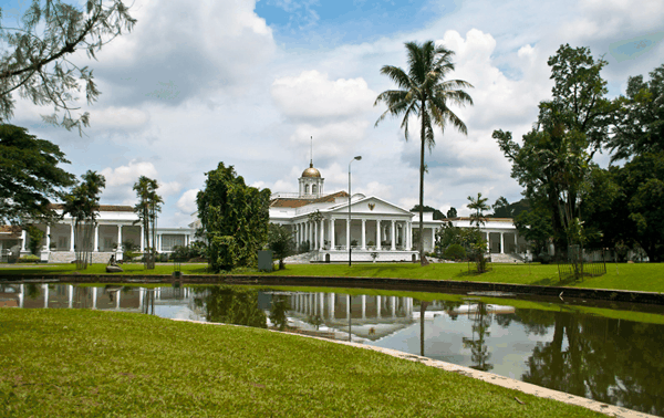 Bogor_palace.jpg